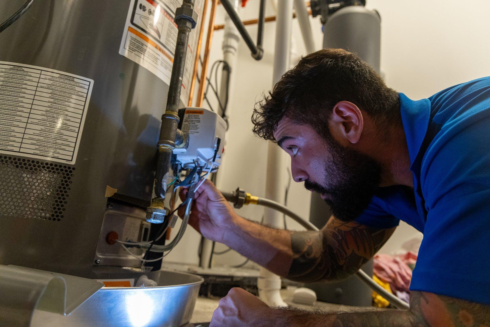 The Hinsdale Guide to Hot Water Heater Lifespan: When to Repair or Replace