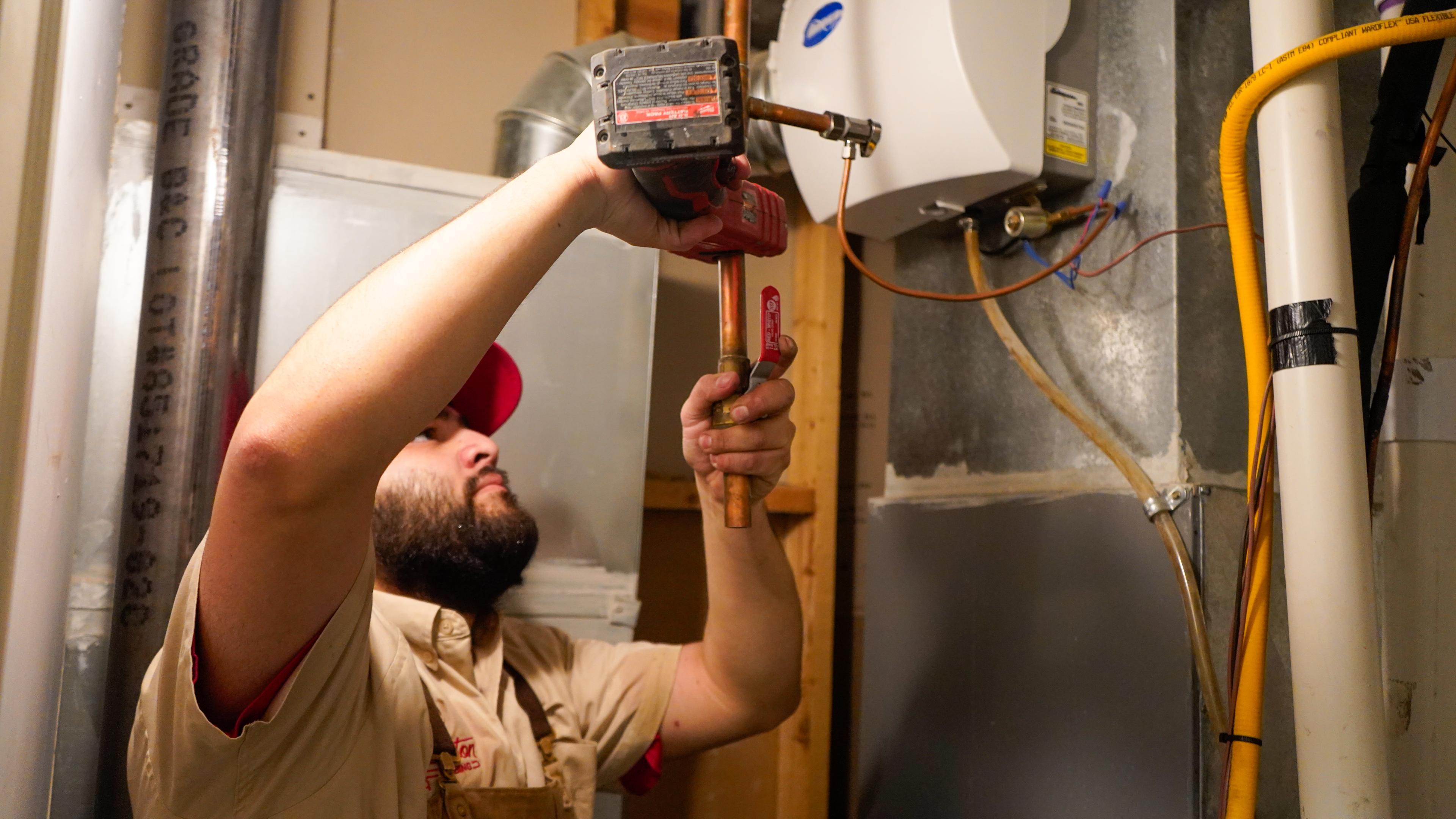 J. Blanton technician explaining what to expect